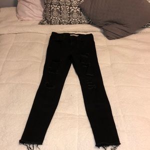 Levi’s Black ripped skinny jeans